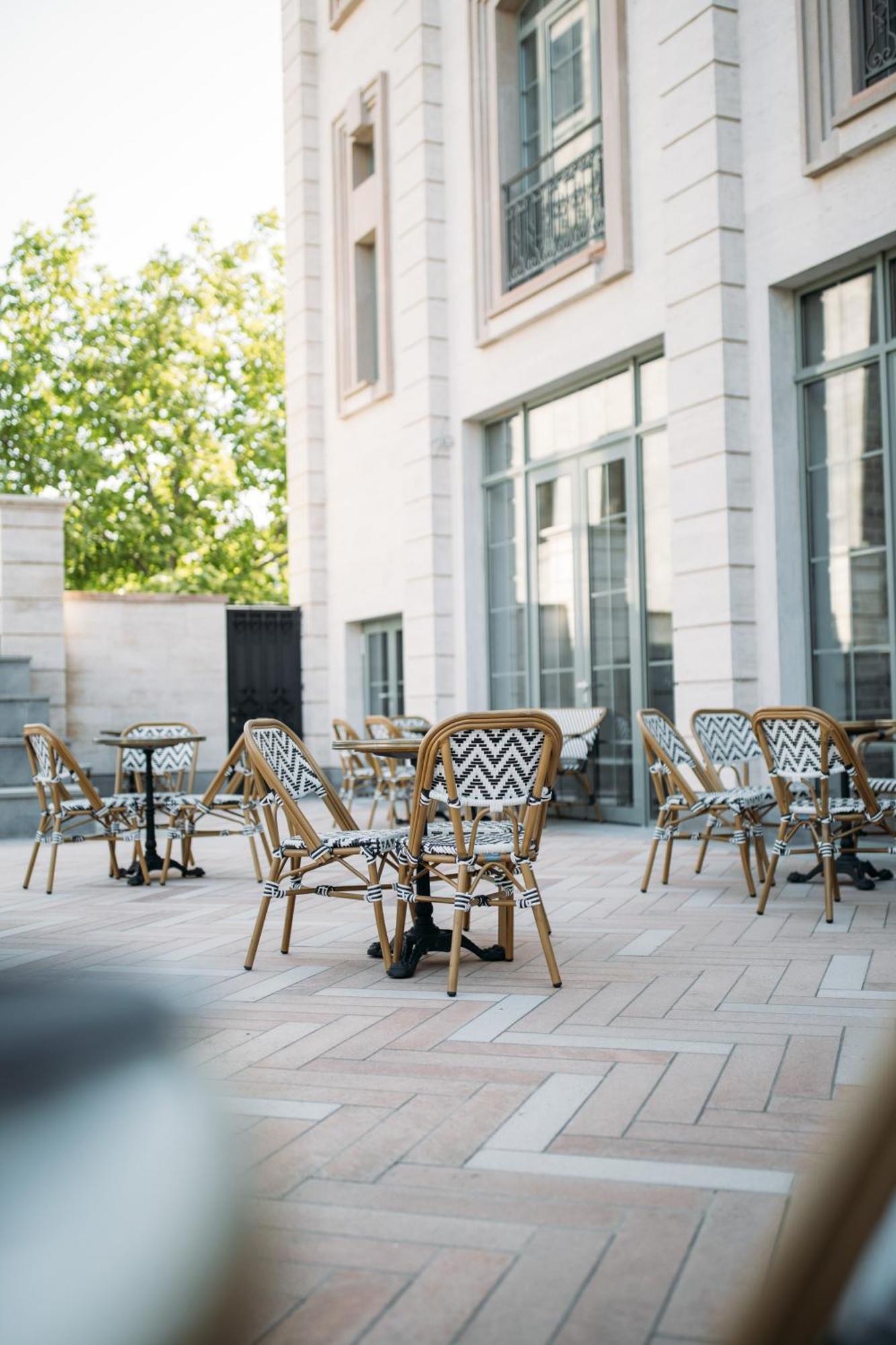 Grand Hotel Gyumri By Apricot Hotels ภายนอก รูปภาพ